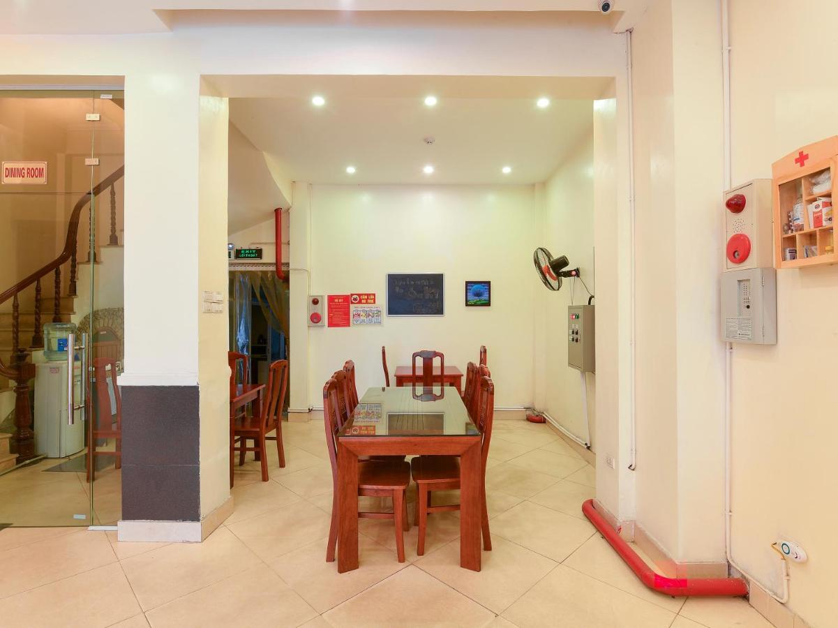 Oyo 210 Saki Hotel Hanoi Esterno foto