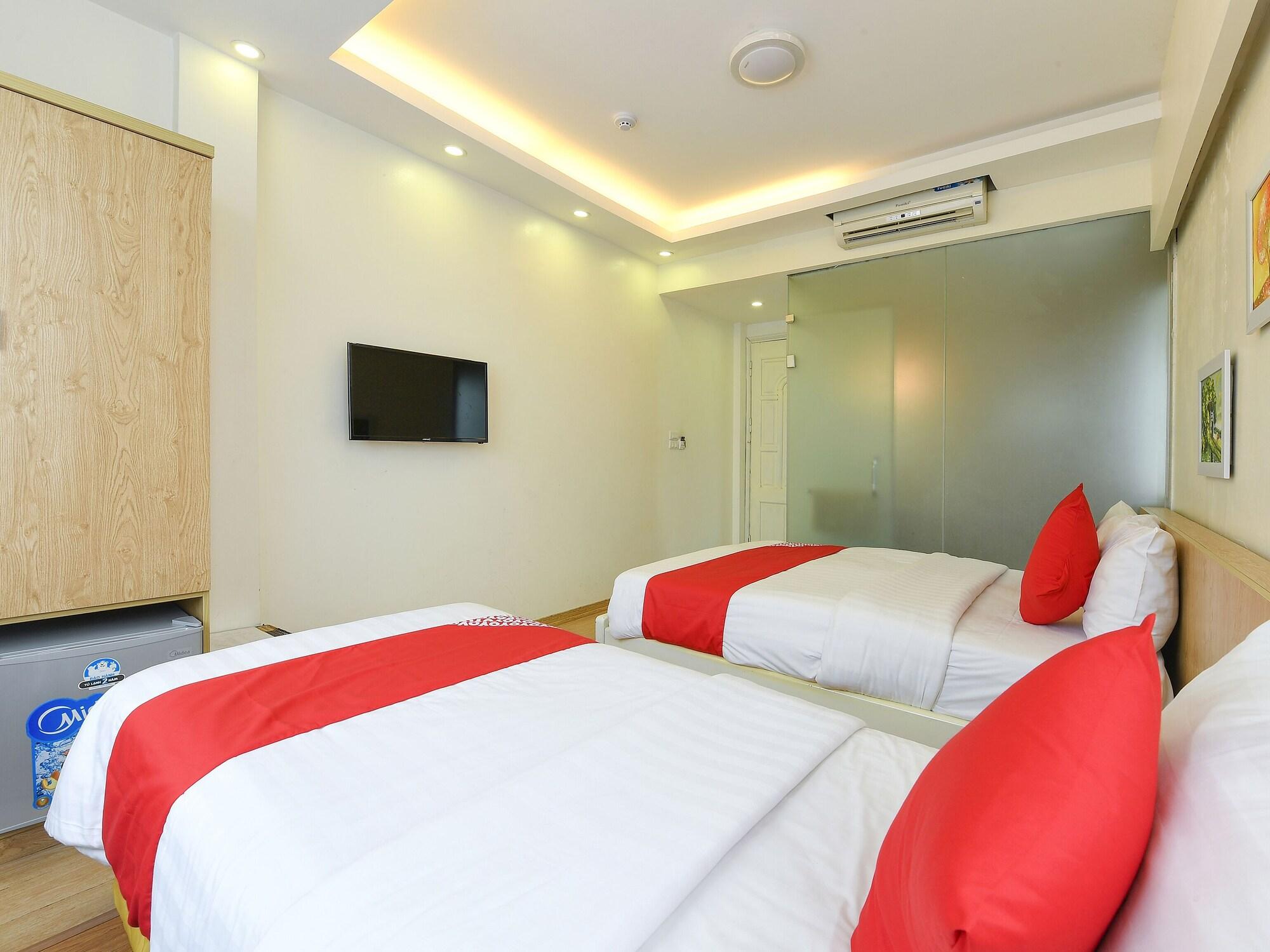 Oyo 210 Saki Hotel Hanoi Esterno foto