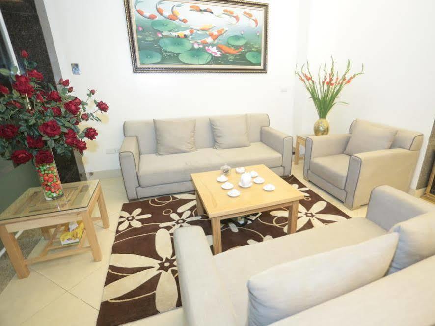 Oyo 210 Saki Hotel Hanoi Esterno foto