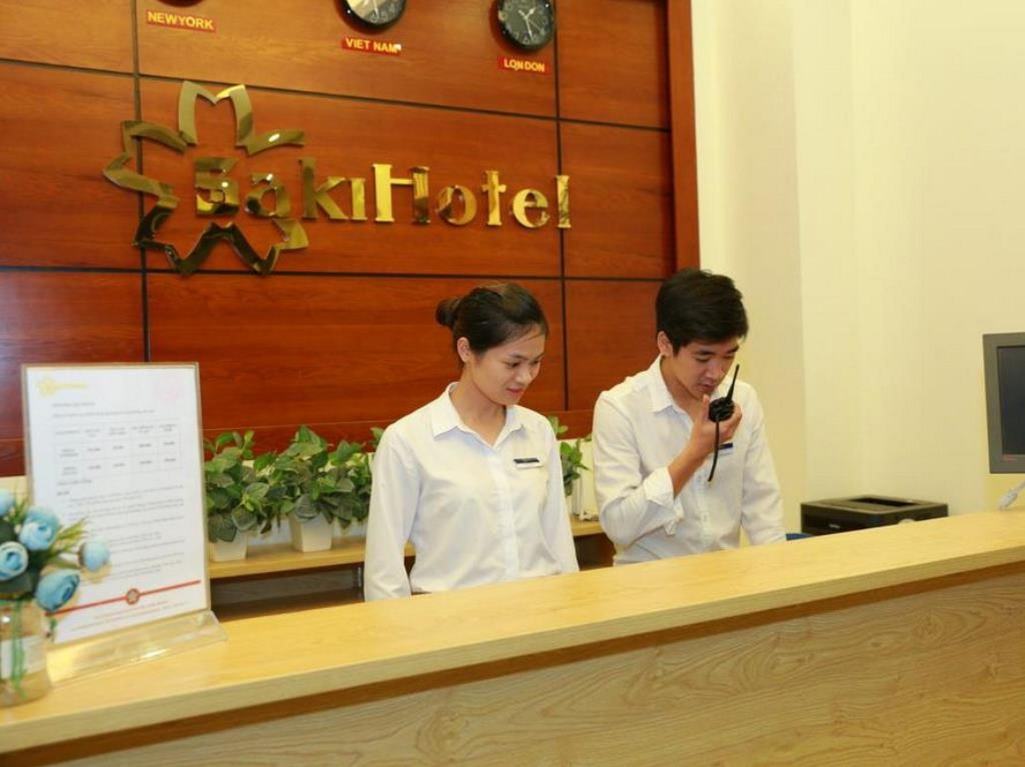 Oyo 210 Saki Hotel Hanoi Esterno foto