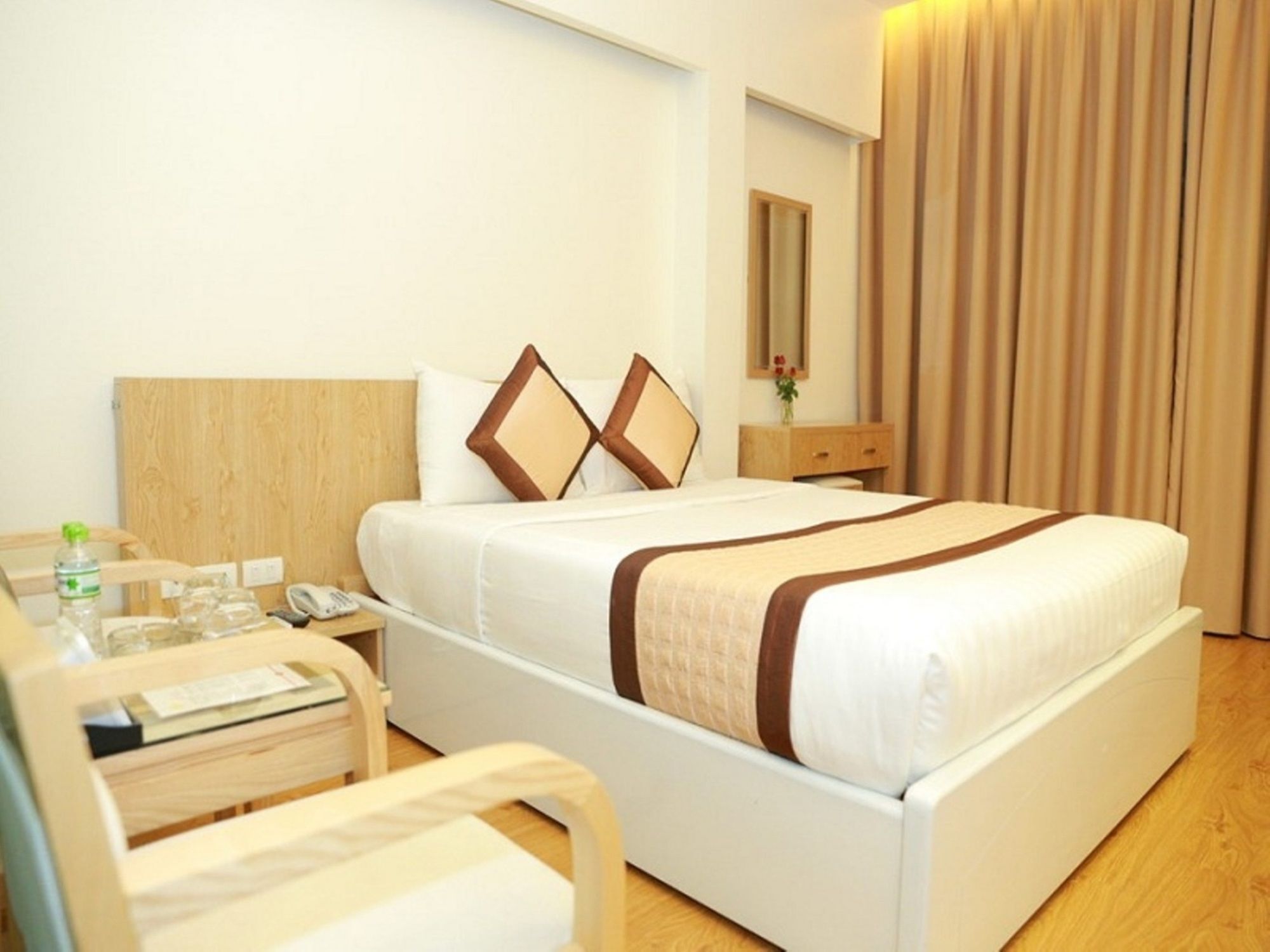 Oyo 210 Saki Hotel Hanoi Esterno foto