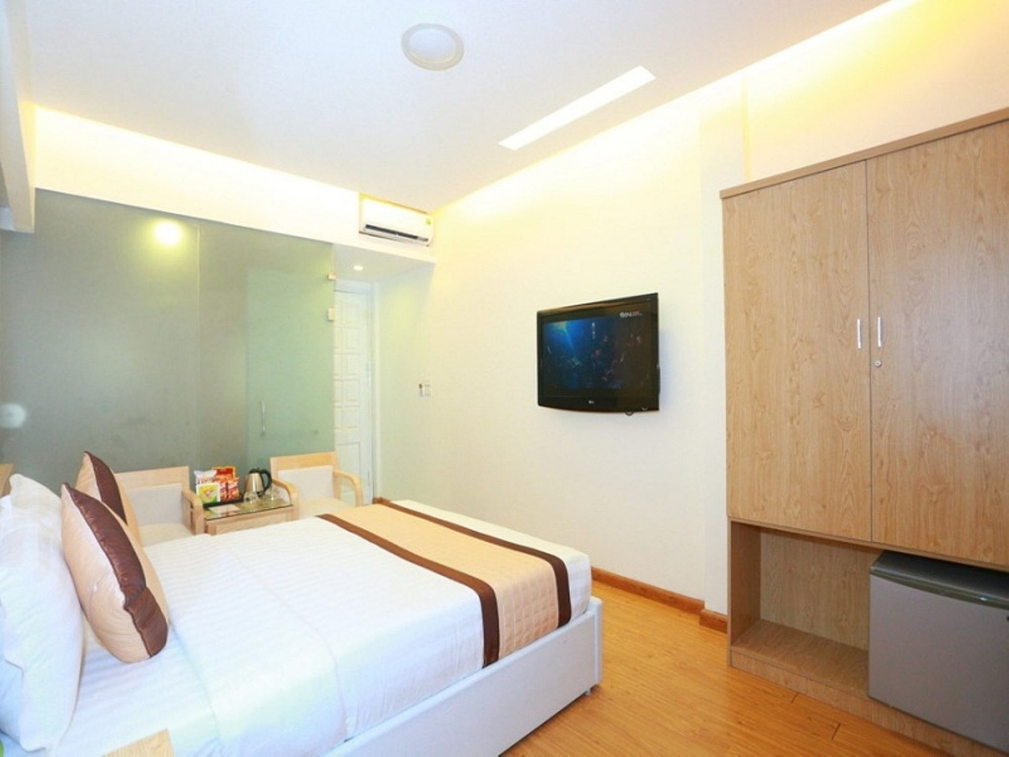 Oyo 210 Saki Hotel Hanoi Esterno foto