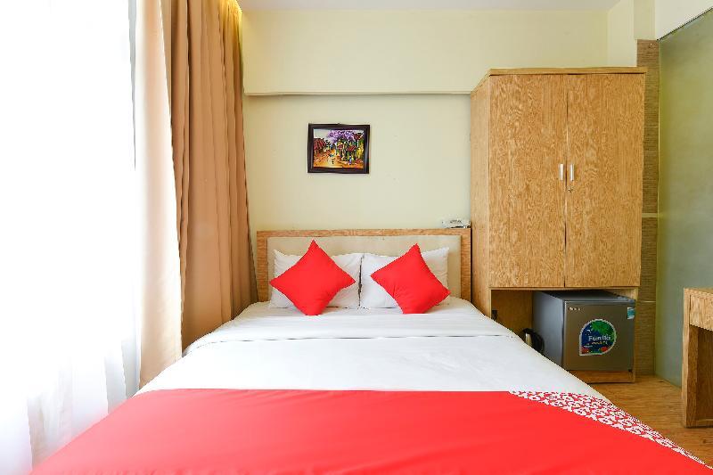 Oyo 210 Saki Hotel Hanoi Esterno foto